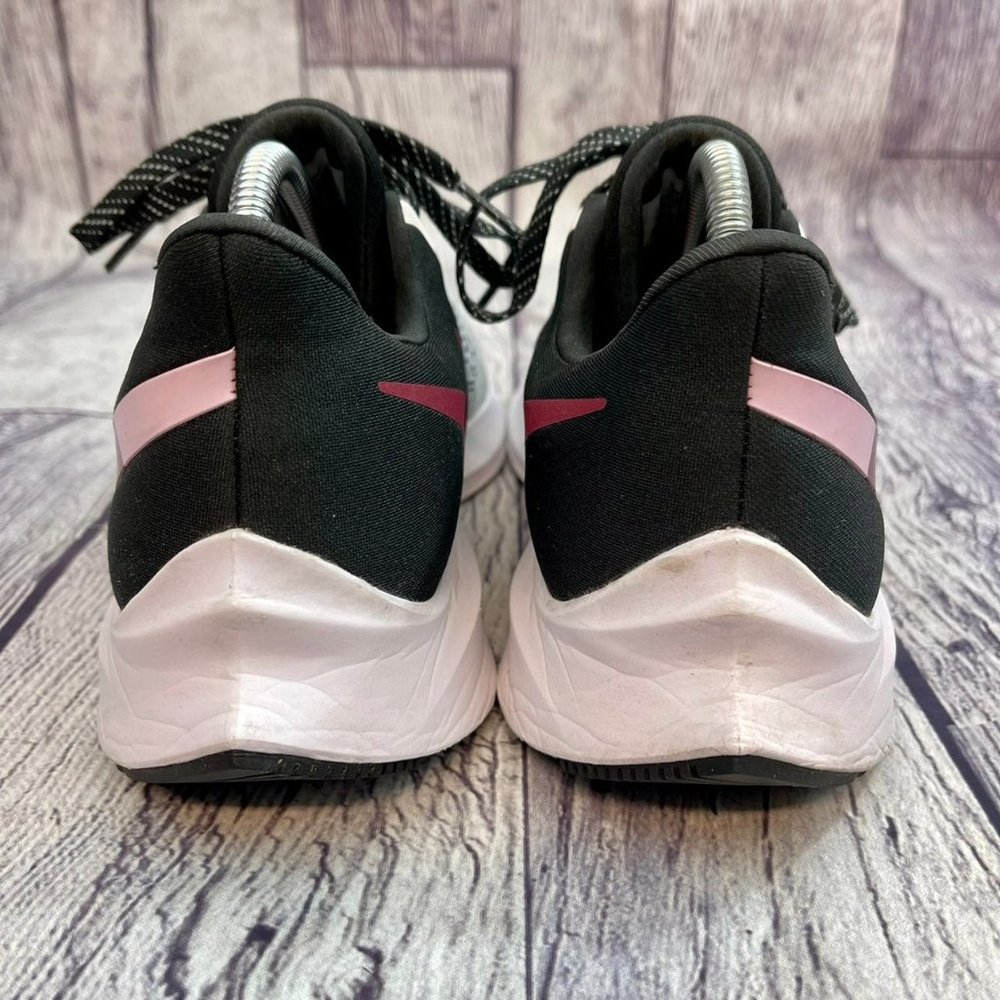 Nike Air Zoom Winflo Women's Size 8 Running Athletic Sneakers AQ8228-103 - Picture 3 of 10